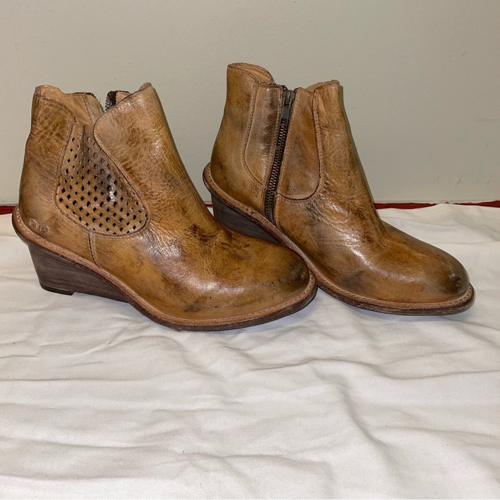 Bedstu Countess Tan Rustic White Bfs Boot - Size 8 - image 1